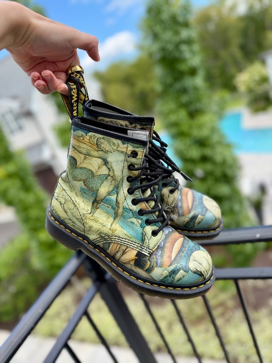 Dr. Martens Shoes - RARE Dr. Martens x Tate William Blake 1460 Boots – US W9 / M8